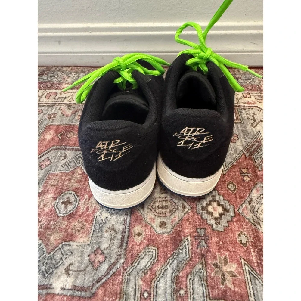 Nike Air Force 1 Low Black Fuzzy‎ Neon Green Laces Sneakers Shoes Men's 7.5